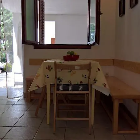 Vera - Mirca Mirca (Brac)