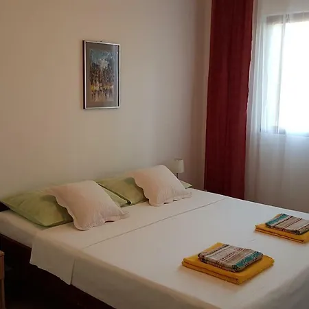 Appartement Vera - Mirca Mirce