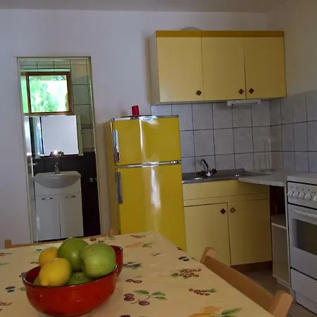 Appartement Vera - Mirca Mirce